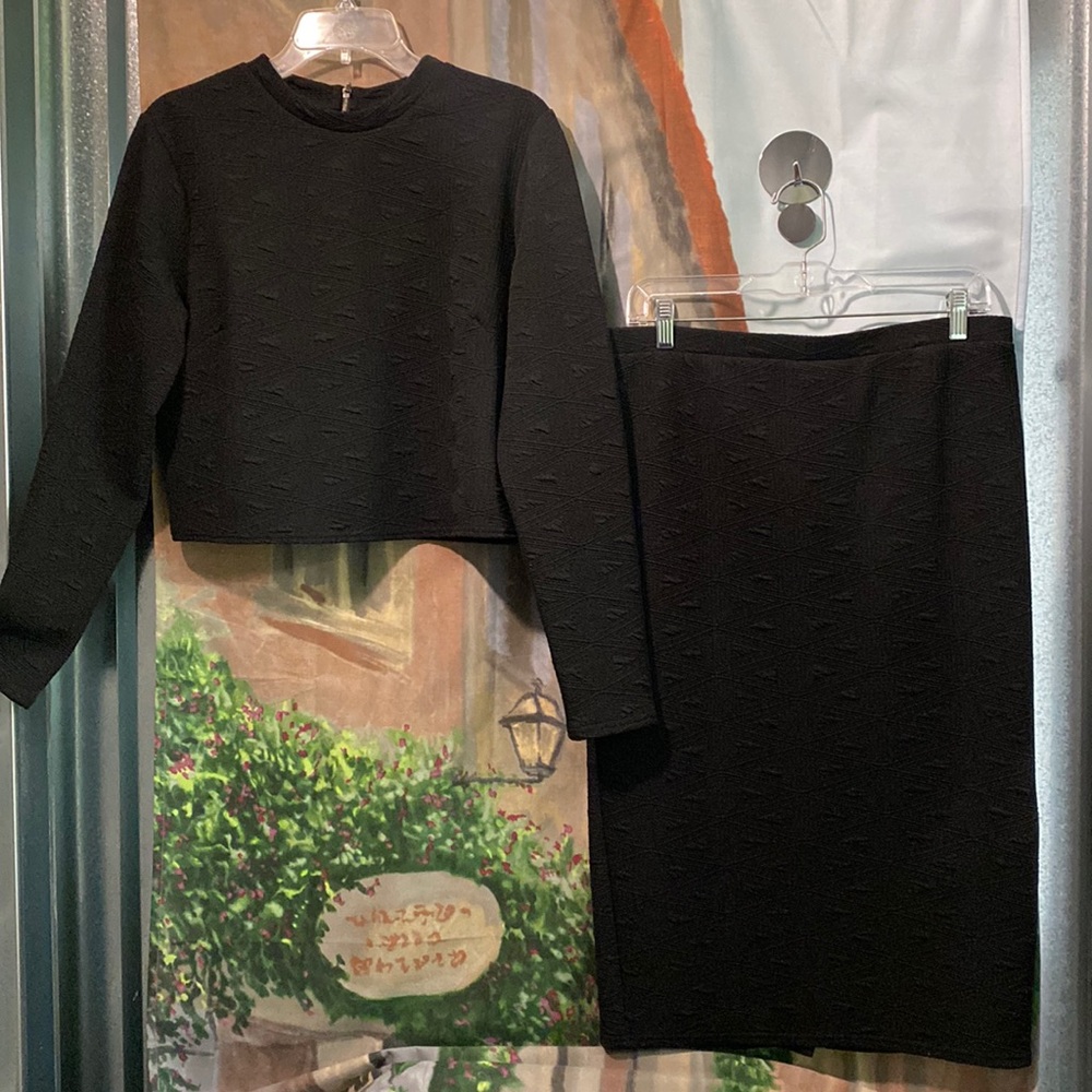 Metaphor Black Skirt Set